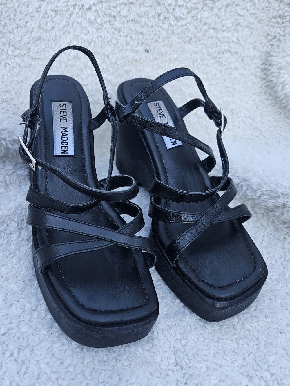 Y2K Vintage Steve Madden Black Strappy Platform Sandals - Picture 2 of 7